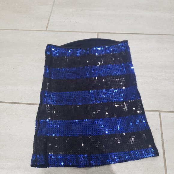 Sequin Strapless Top - Picture 2 of 3